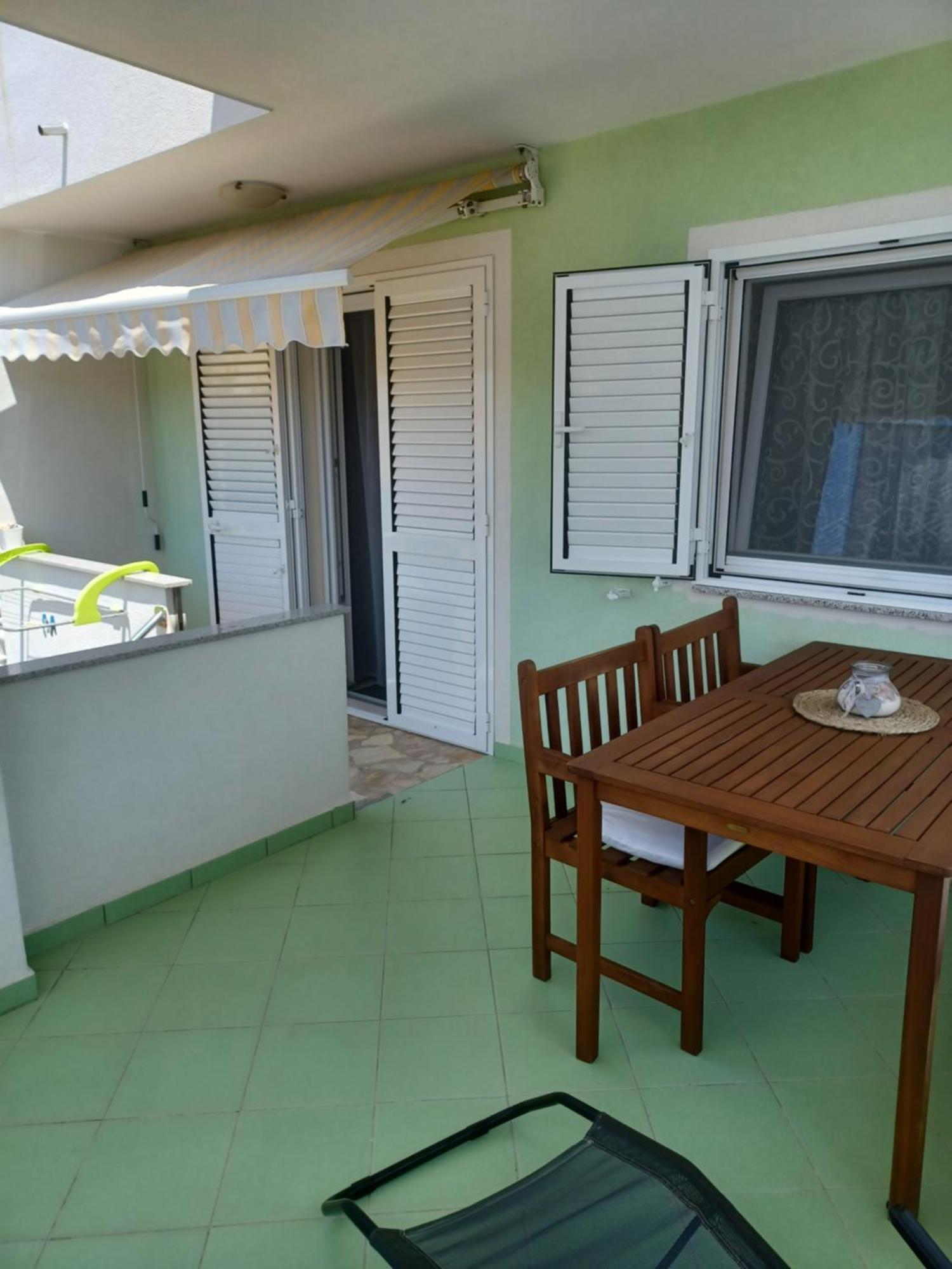 Apartmani Ana - Meka Draga Obrovac Extérieur photo